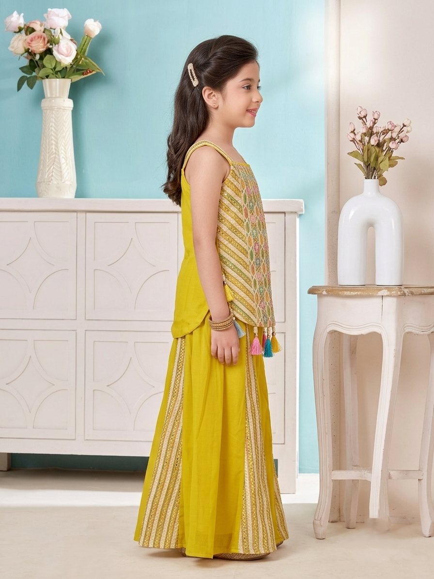 Girls Ethnic Motifs Regular Top with Sharara & With Dupatta