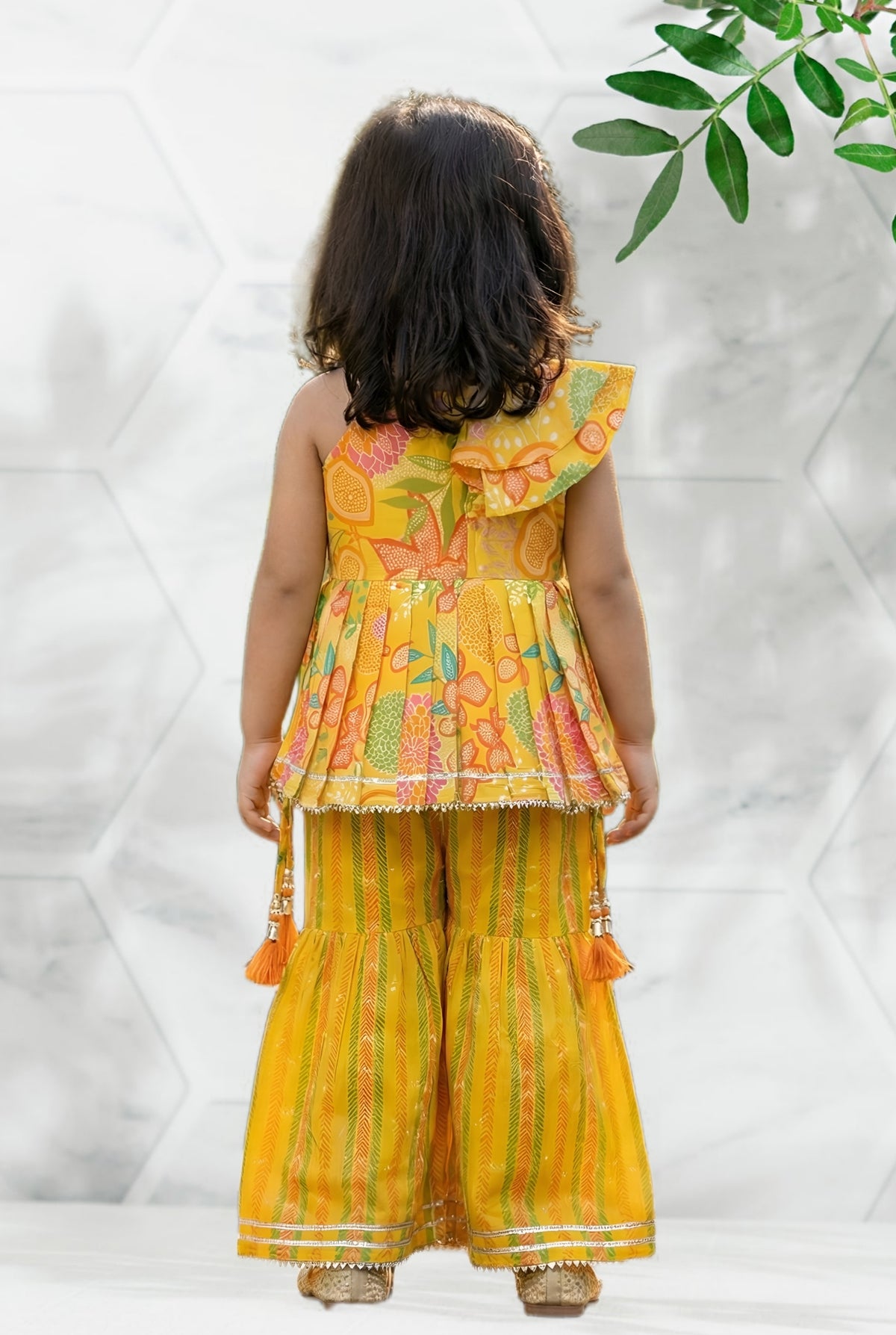 Girls Floral Printed Regular Gotta Patti Pure Cotton Kurta with Sharara
