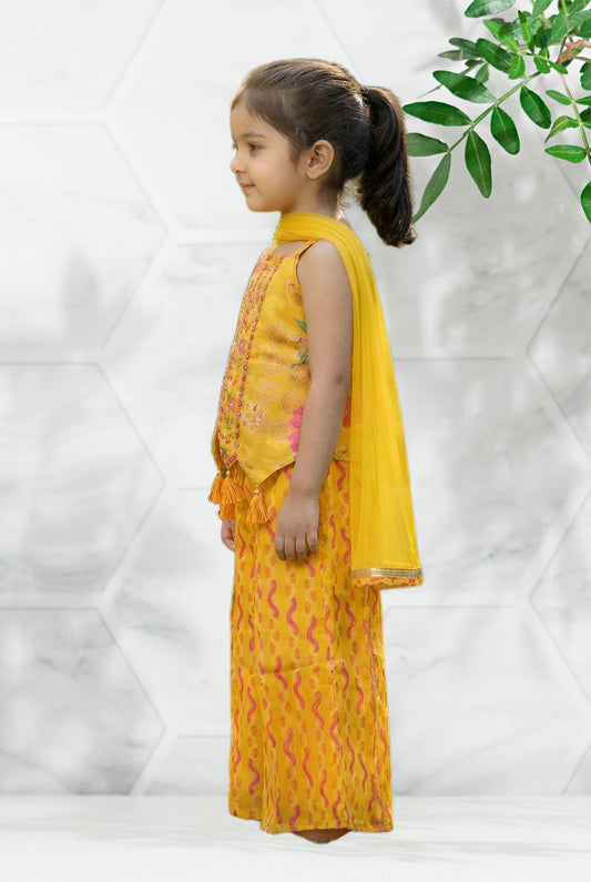 Girls Floral Embroidered Panelled Beads and Stones Pure Cotton Kurta with Sharara & With Dupatta